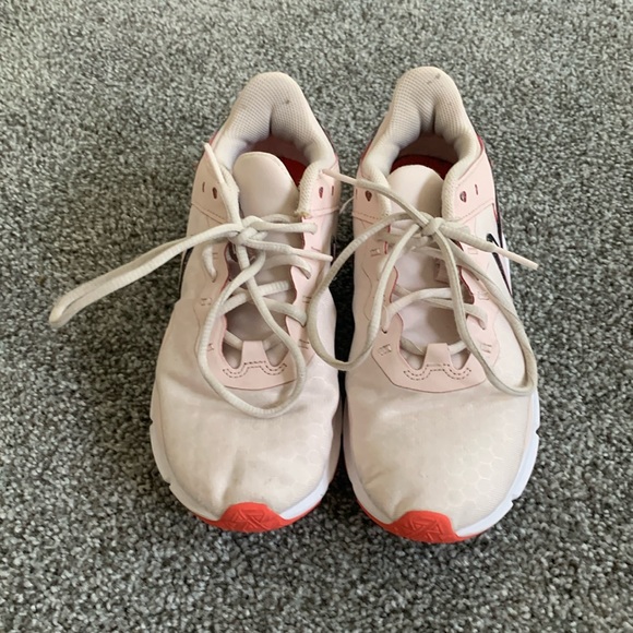 Peach and coral Nikes - Picture 2 of 6